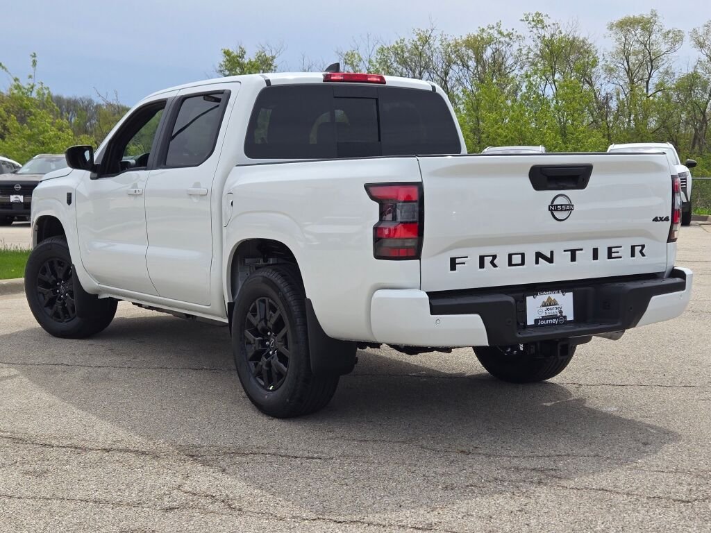 New 2026 Glacier White Nissan Crew Cab SV image 12