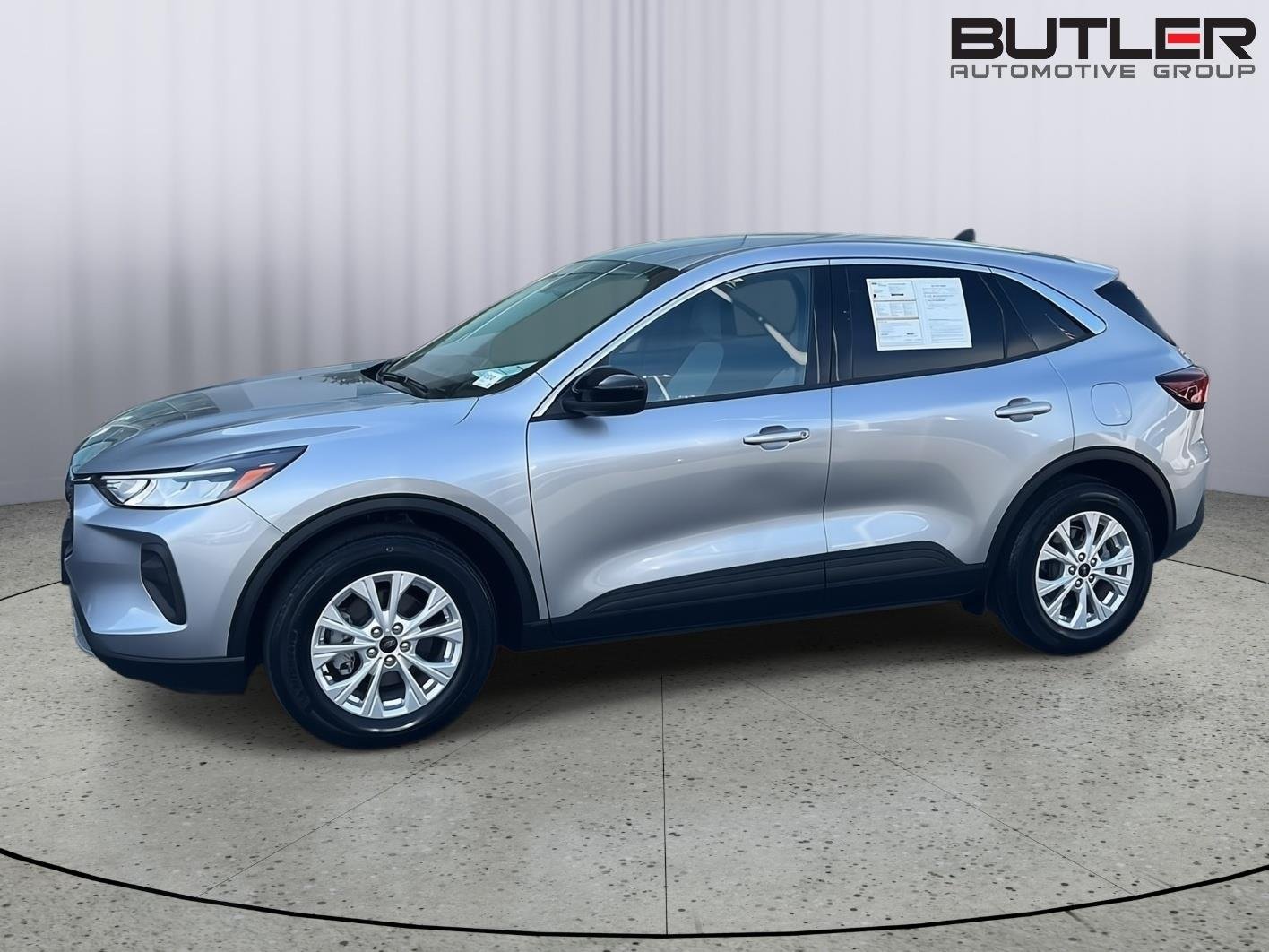 Used 2024 Iconic Silver Metallic Ford Active image 3