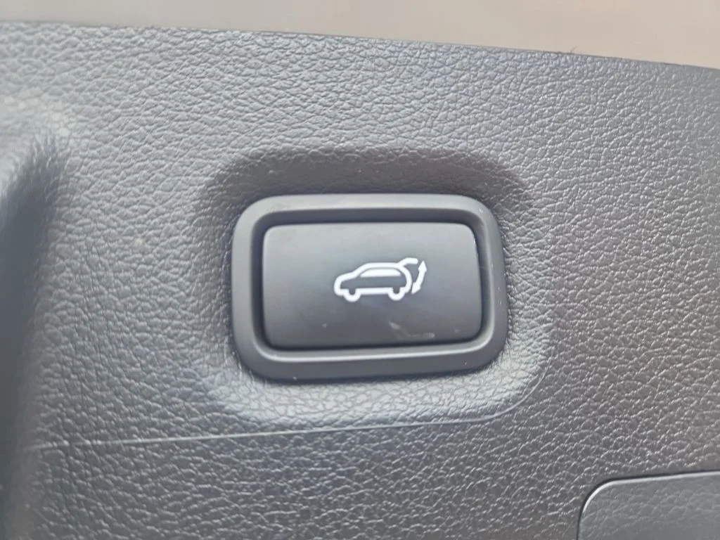 2023 Hyundai Santa Fe Limited - Photo 15