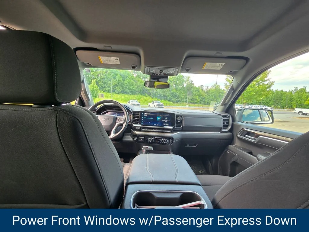Used 2025 White Chevrolet RST image 18