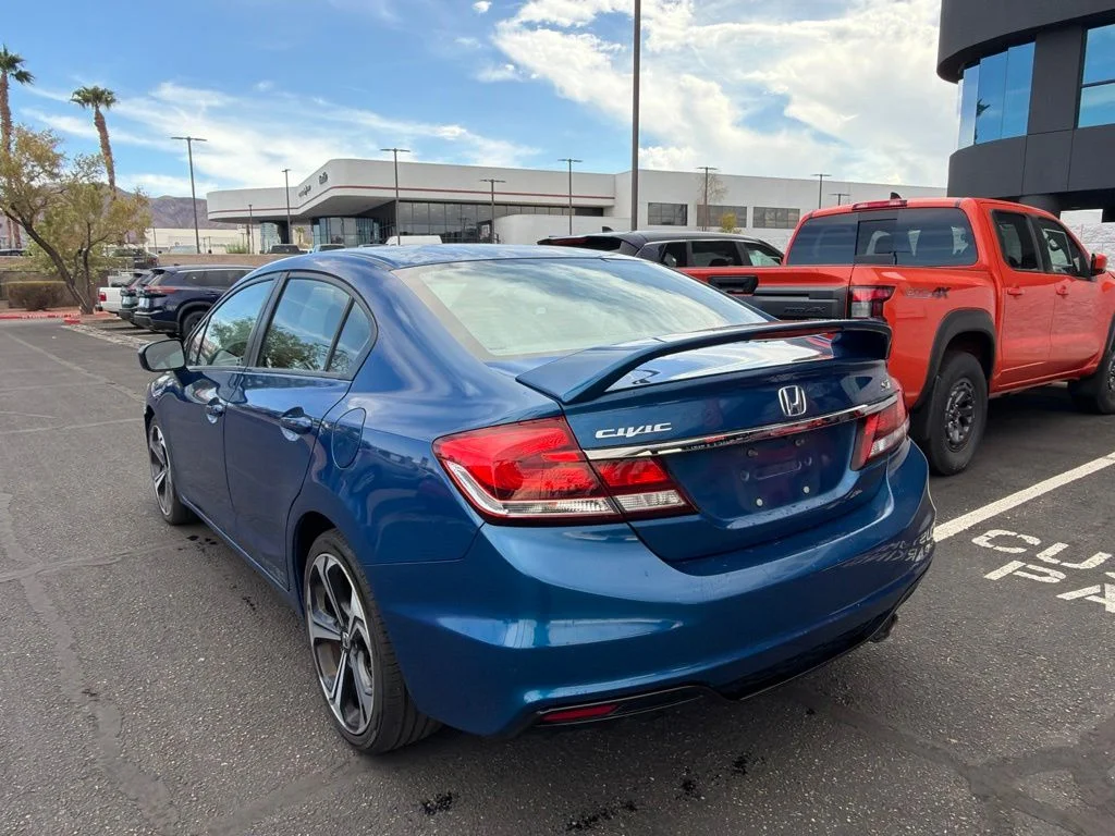 Used 2015 Blue Honda Si image 4