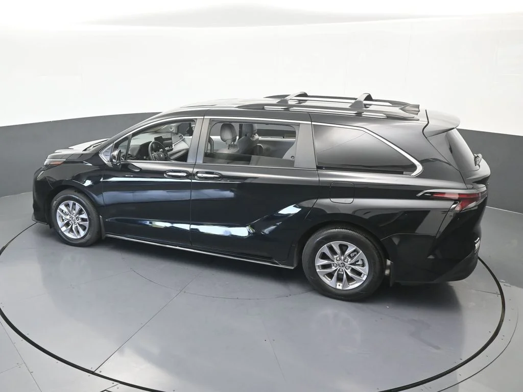 Used 2025 Midnight Black Metallic Toyota XLE image 52