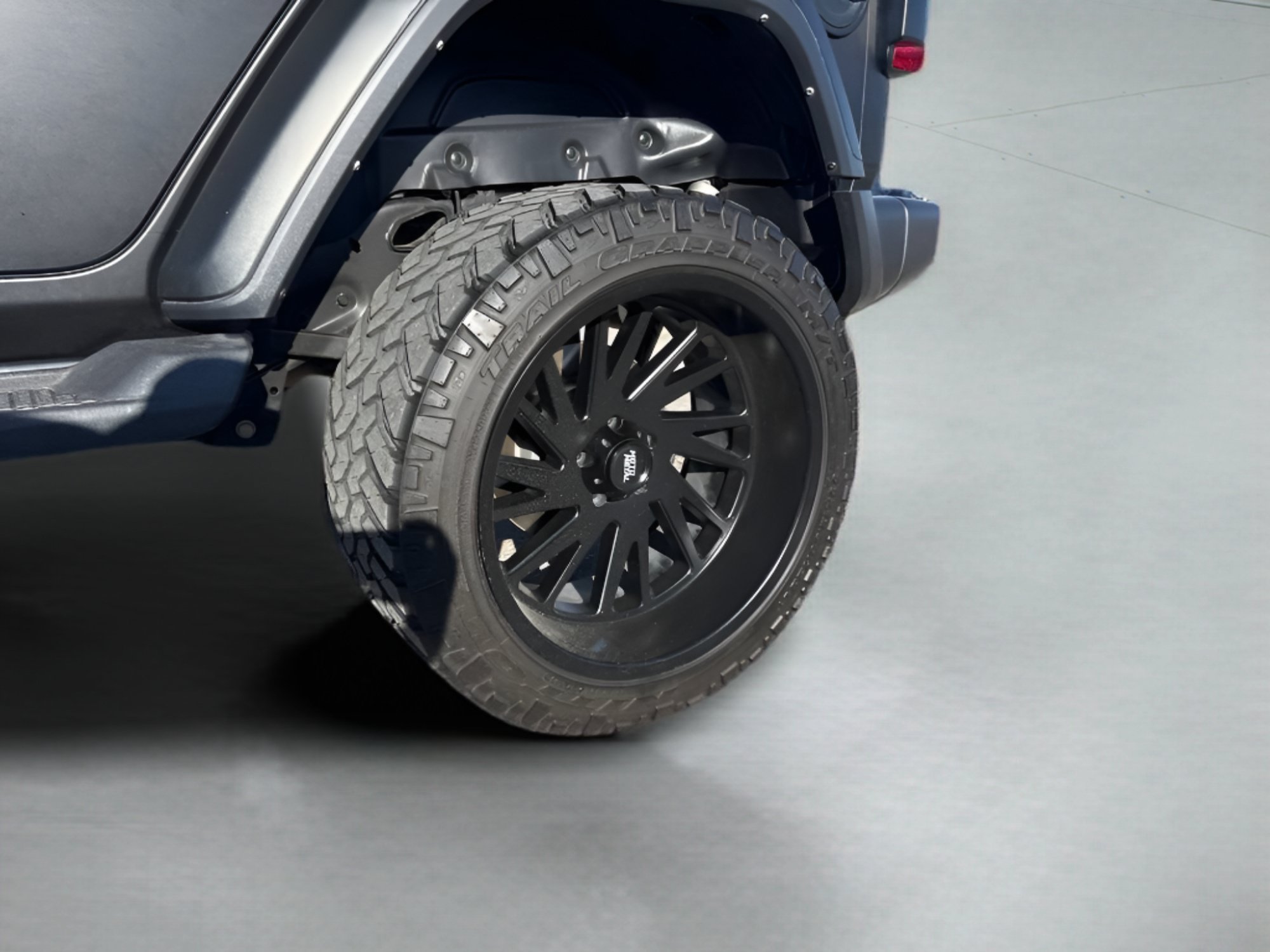 Used 2024 Anvil Clear Coat Jeep Sahara image 20