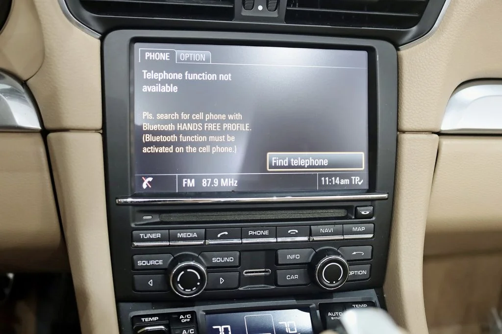 Used 2014 White Porsche Carrera image 21