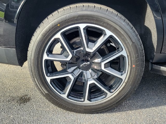 Used 2023 Black Chevrolet RST image 7