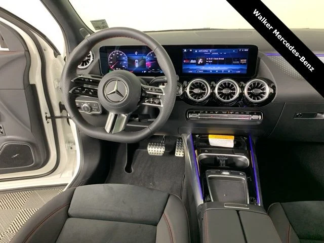 New 2025 Polar White Mercedes-Benz GLA 250 image 28