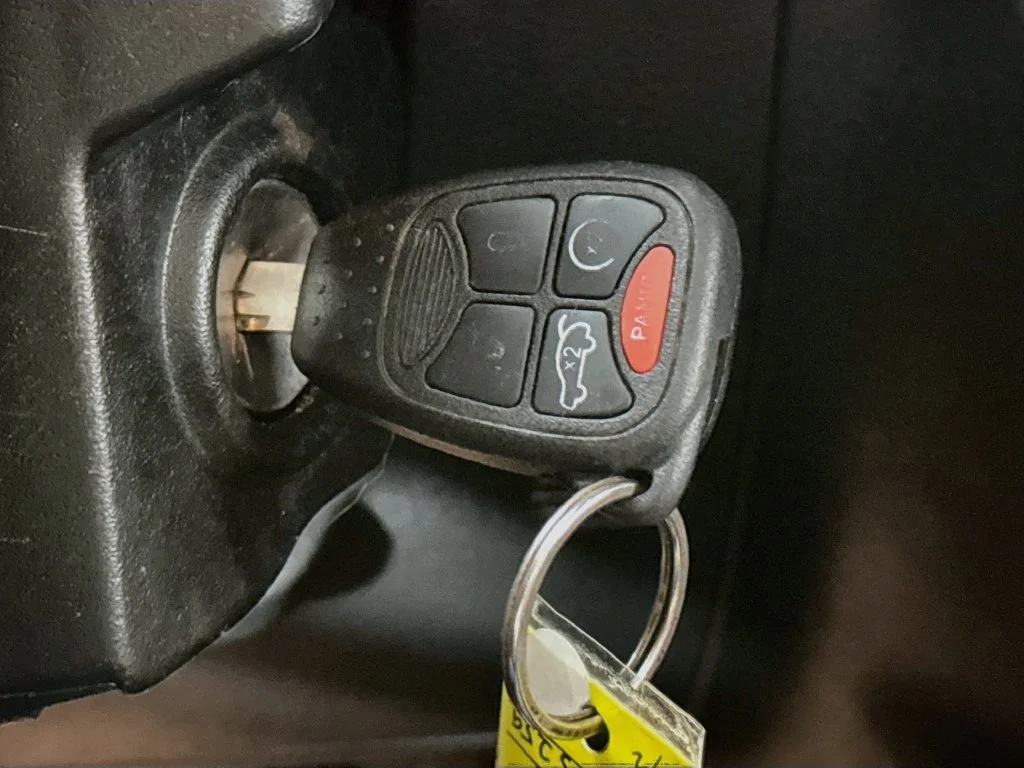 Used 2015 Red Jeep Sport image 18