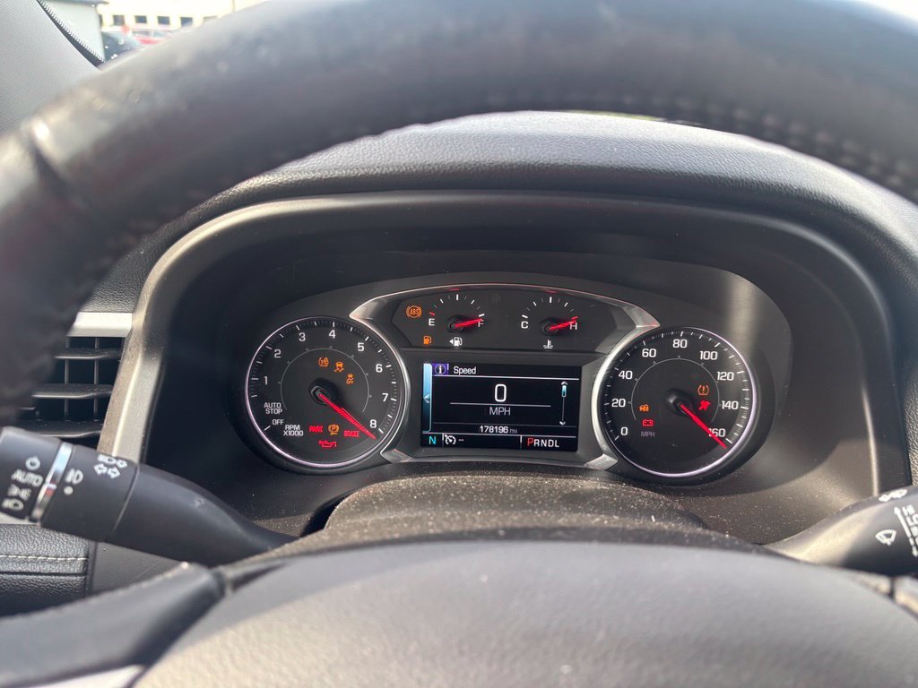 Used 2017 Black Cherry Metallic GMC SLE-2 image 14