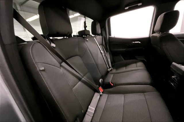 Used 2025 Sterling Metallic GMC Elevation image 25