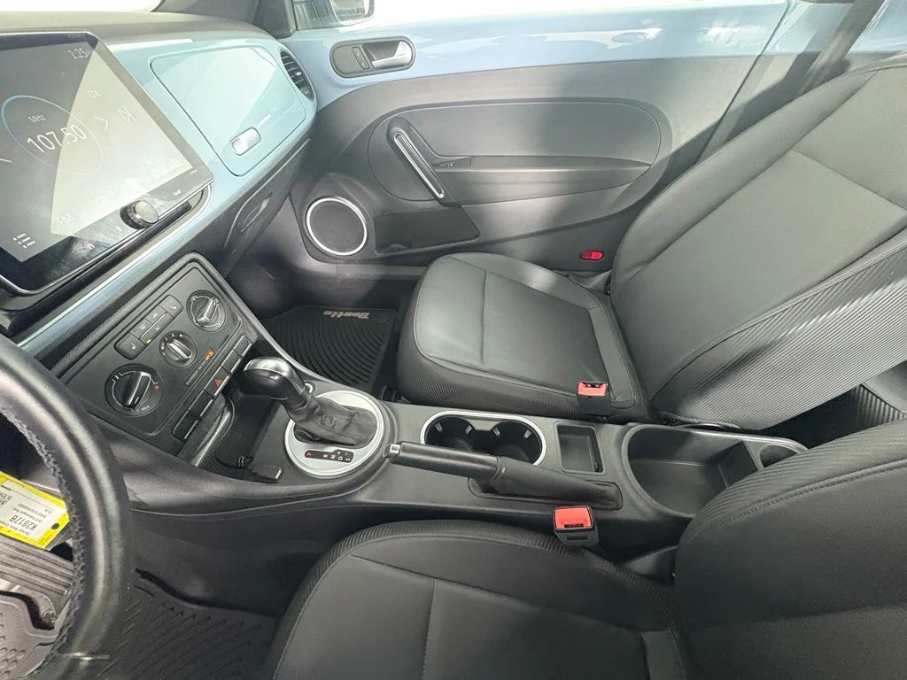 Used 2012 Blue Volkswagen 2.5L image 25