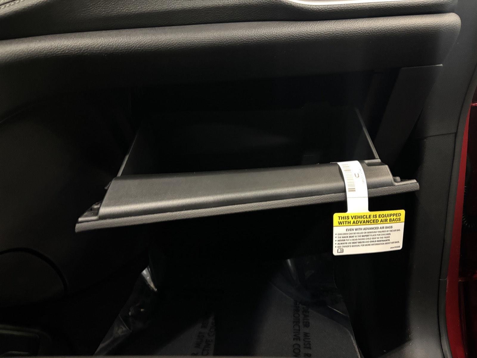 2026 Chrysler Pacifica Select - Photo 24