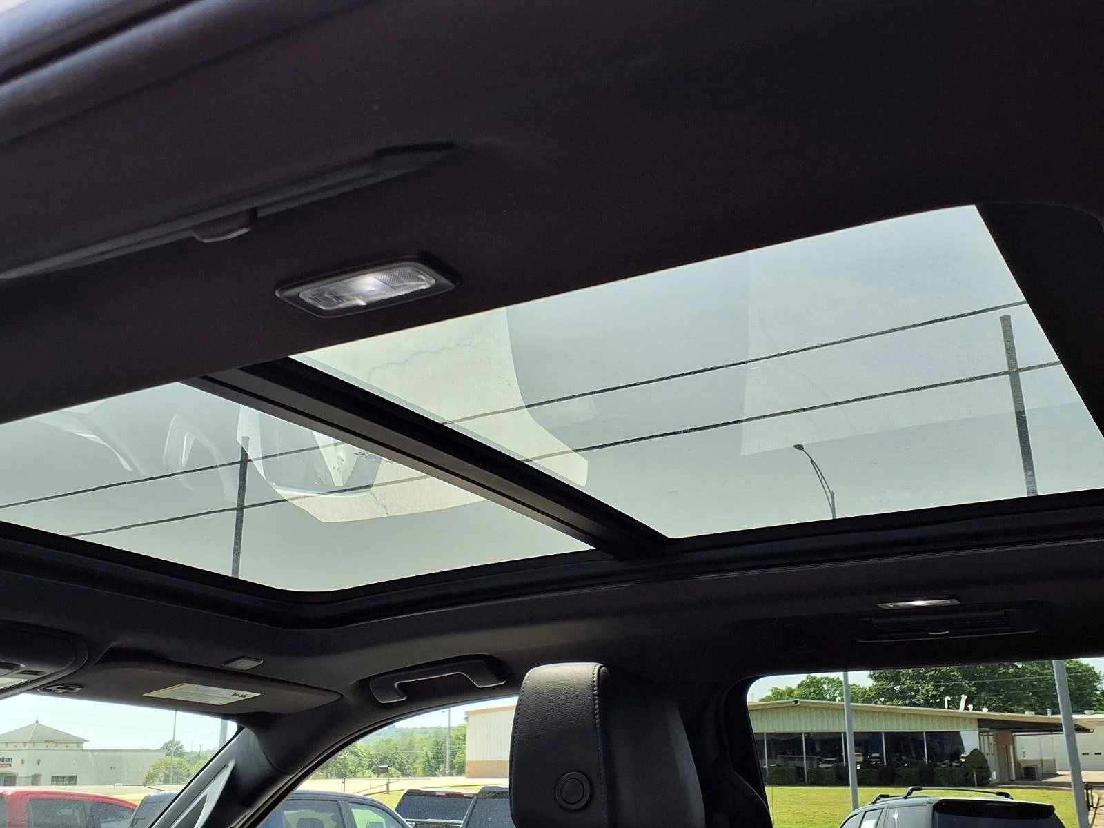 Used 2022 Summit White Chevrolet Z71 image 14