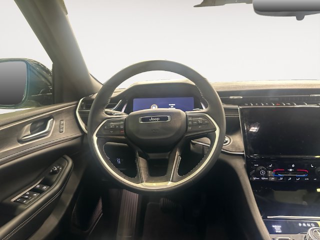 Used 2024 White Jeep Limited image 12