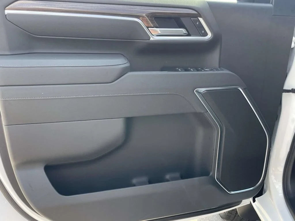 2026 Chevrolet Silverado 3500 HD LT - Photo 13