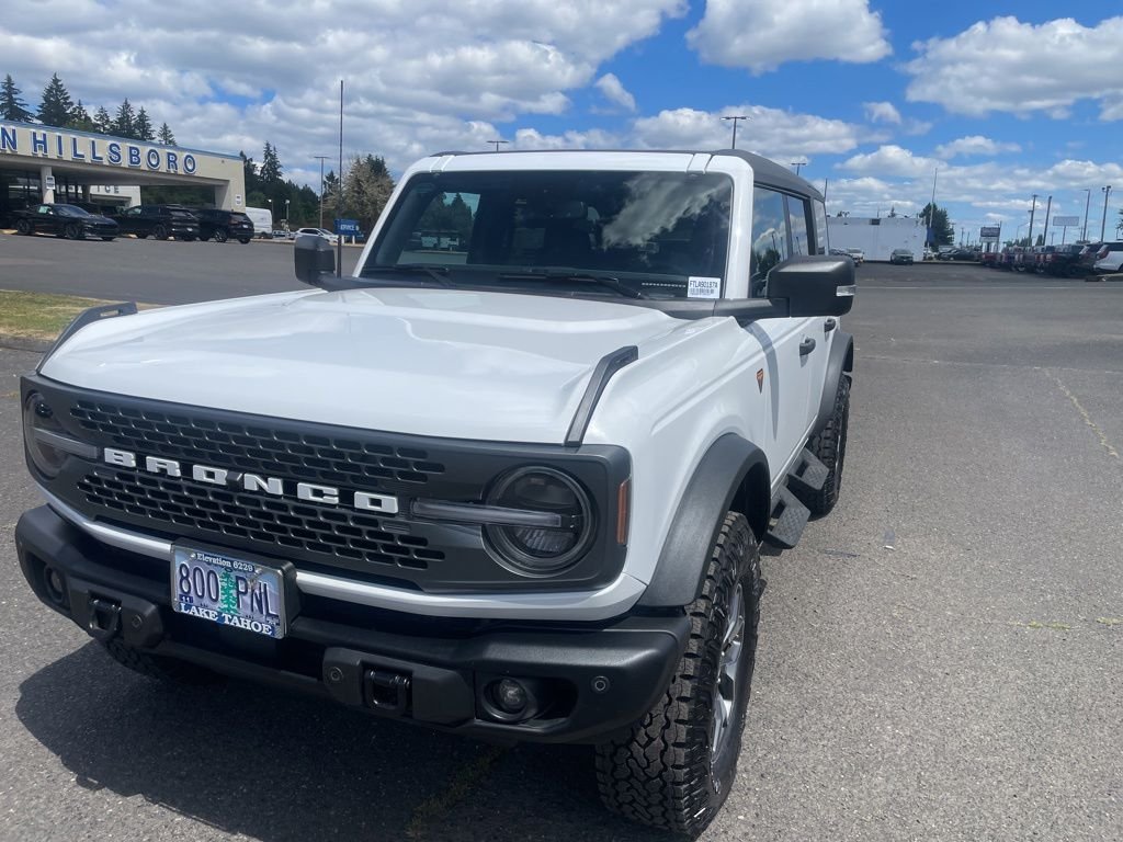 2023 Ford Bronco Badlands 4x4's photo