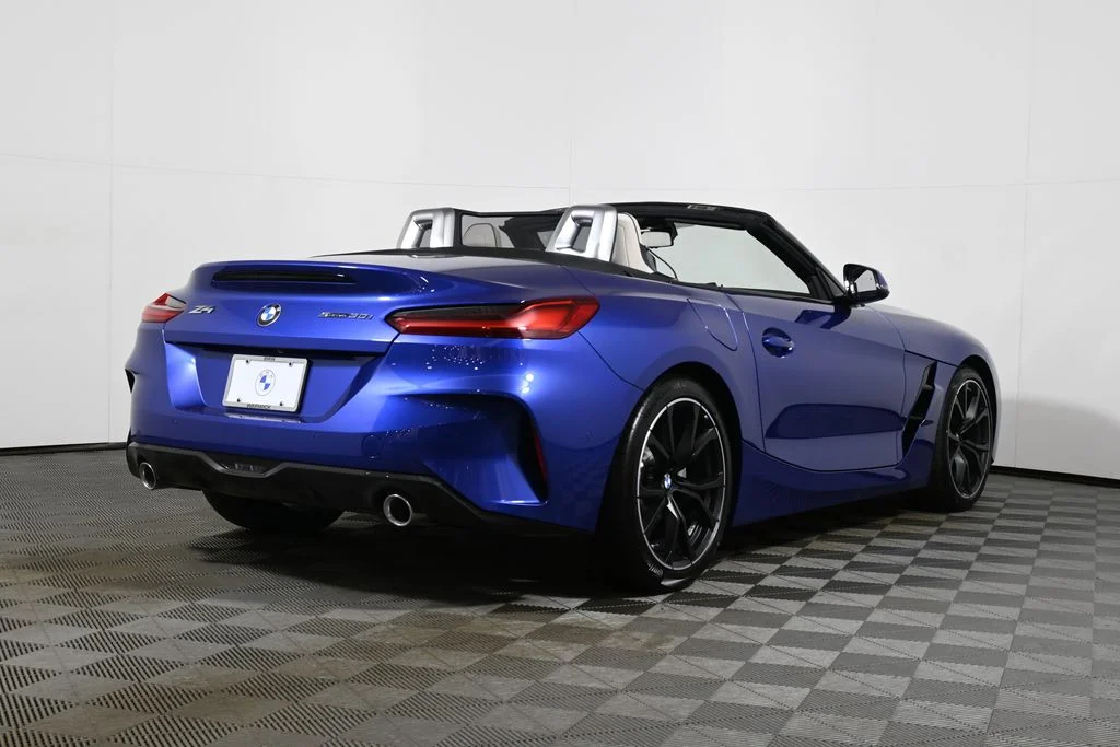 New 2026 Blue BMW sDrive30i image 15