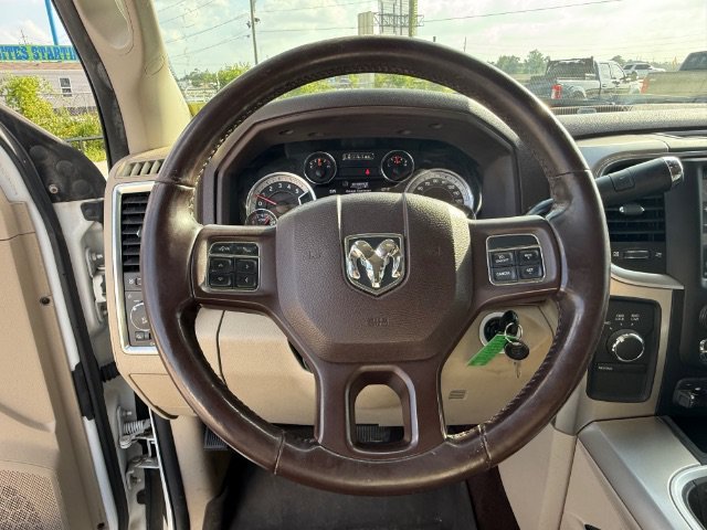 Used 2017 Bright White Clearcoat Ram Lone Star image 22