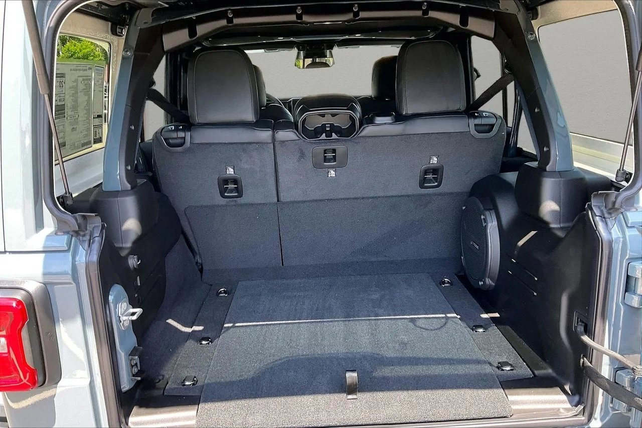New 2026 Anvil Clear-Coat Exterior Paint Jeep Rubicon X image 20