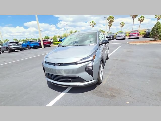 New 2027 Sterling Grey Metallic Chevrolet LT image 28