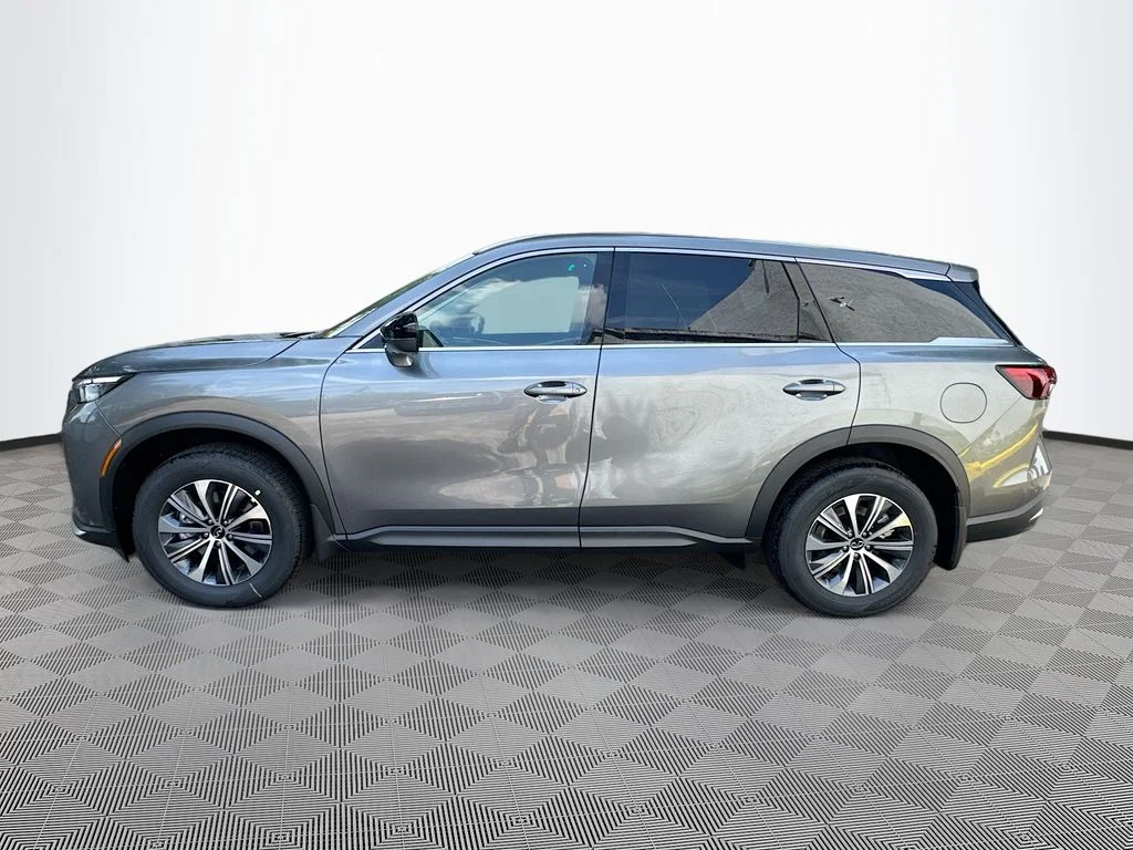 Used 2027 Gray INFINITI PURE image 9