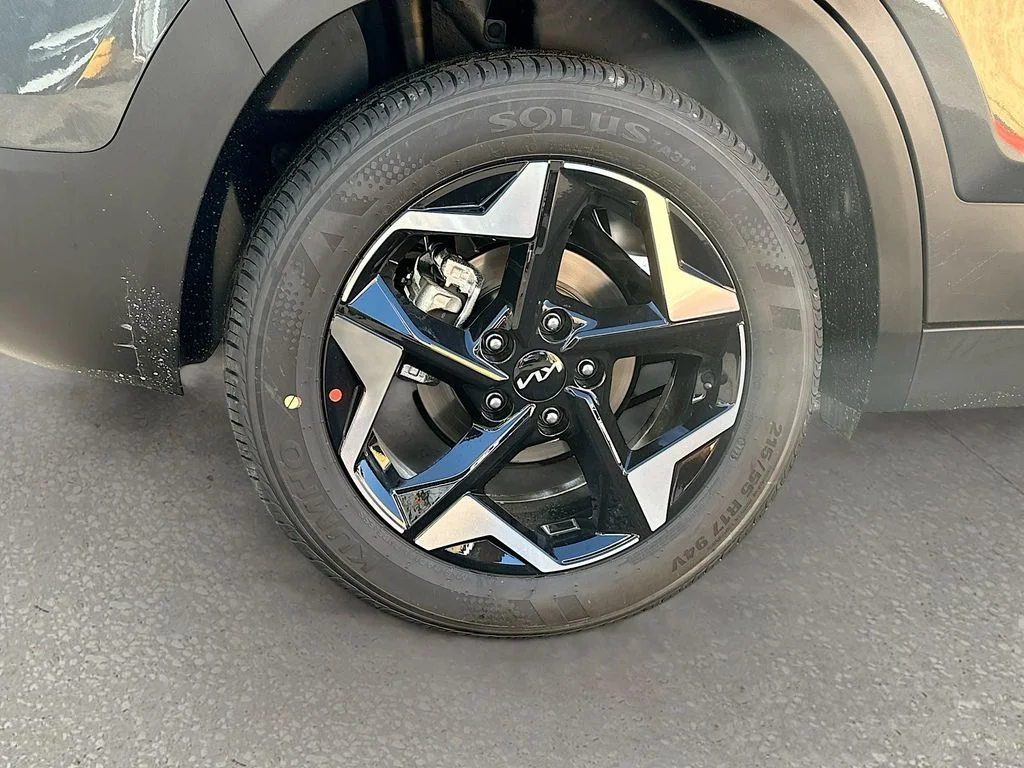 New 2026 Gravity Gray Kia EX image 30