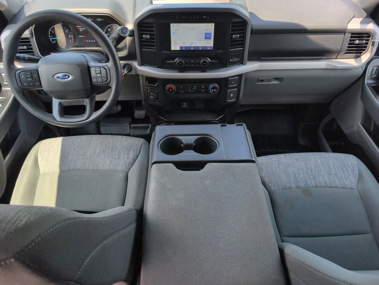 Used 2023 Gray Ford XLT image 30