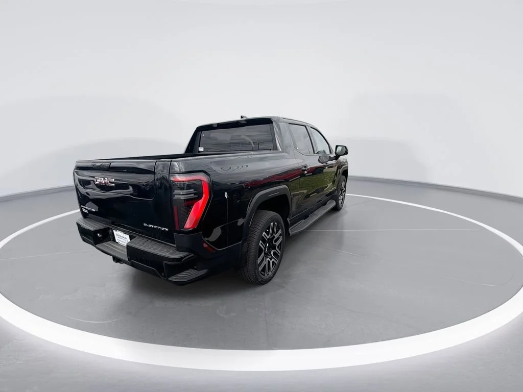 New 2026 Onyx Black GMC Elevation Standard Range image 8