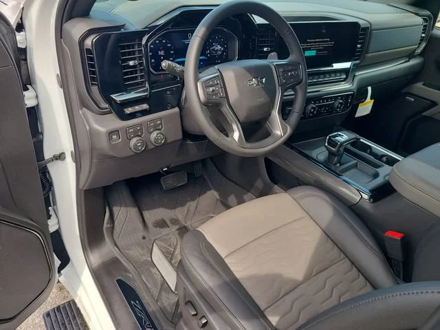 New 2026 Summit White Chevrolet ZR2 image 18