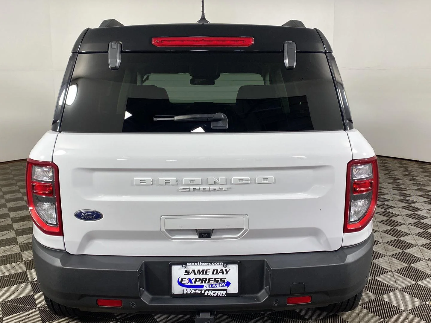 Used 2024 Oxford White Ford Outer Banks image 23