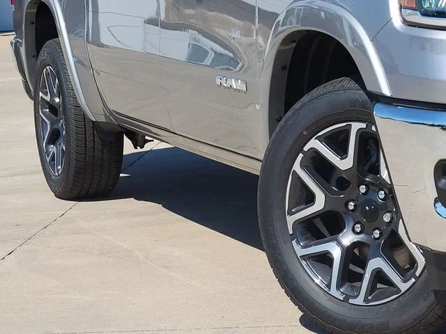 2026 RAM 1500 Laramie - Photo 11
