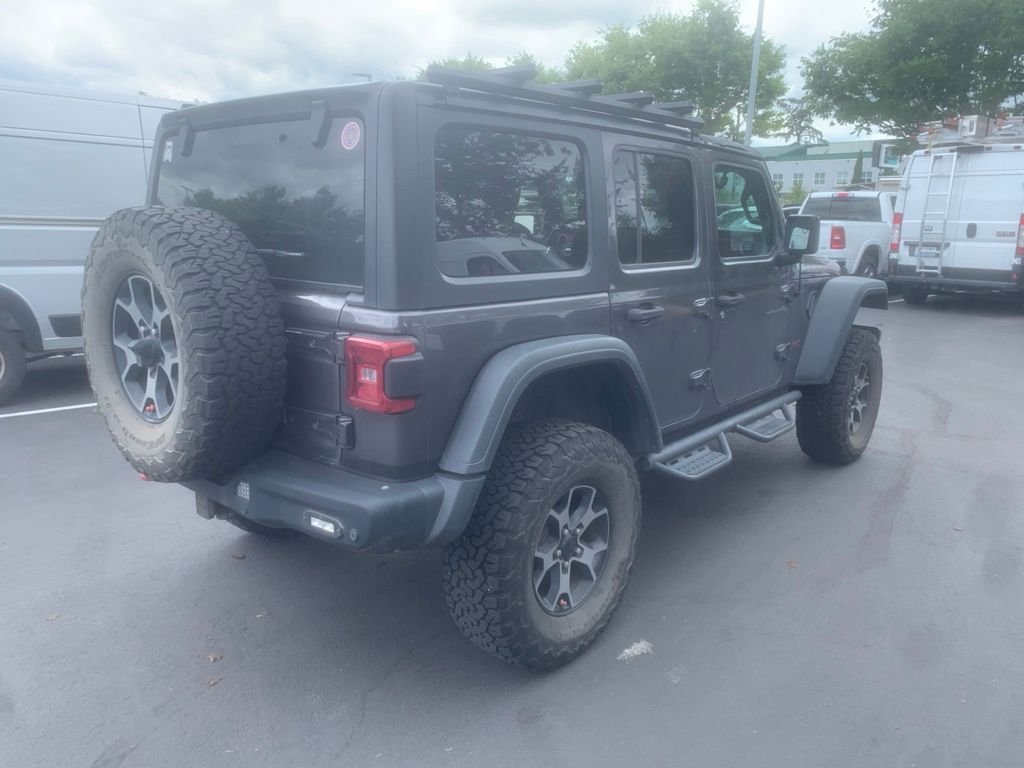 Used 2019 Granite Crystal Metallic Clearcoat Jeep Unlimited Rubicon image 4