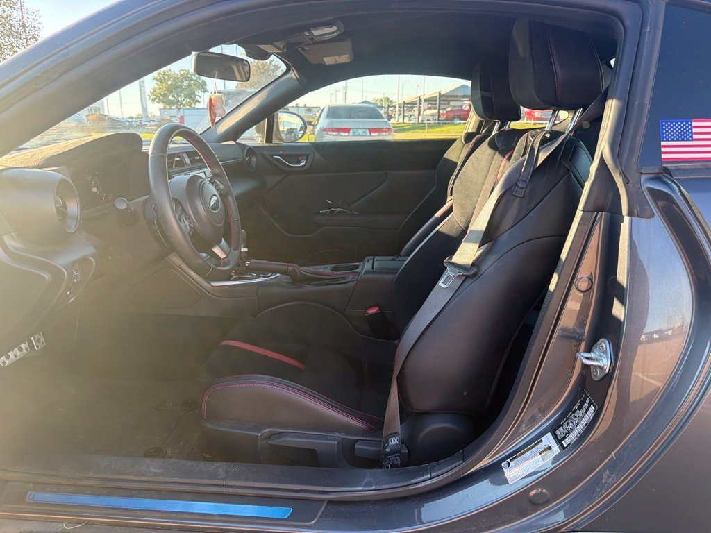 Used 2023 Gray Subaru Limited image 4