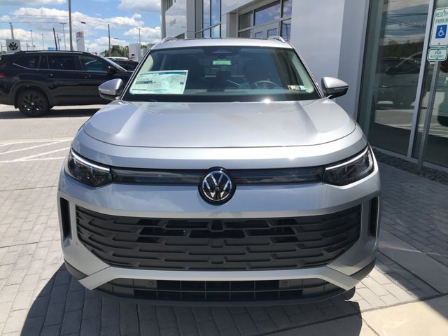 New 2026 Pyrite Silver Metallic Volkswagen SE image 3