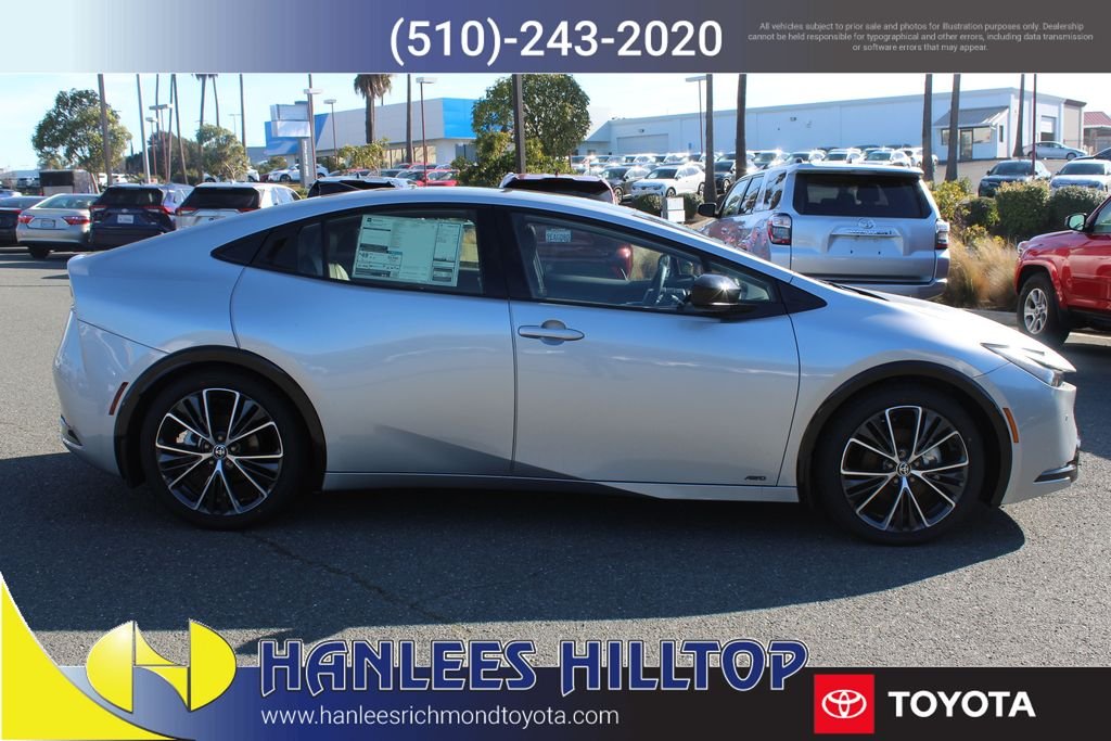 2026 Toyota Prius Limited - Photo 6