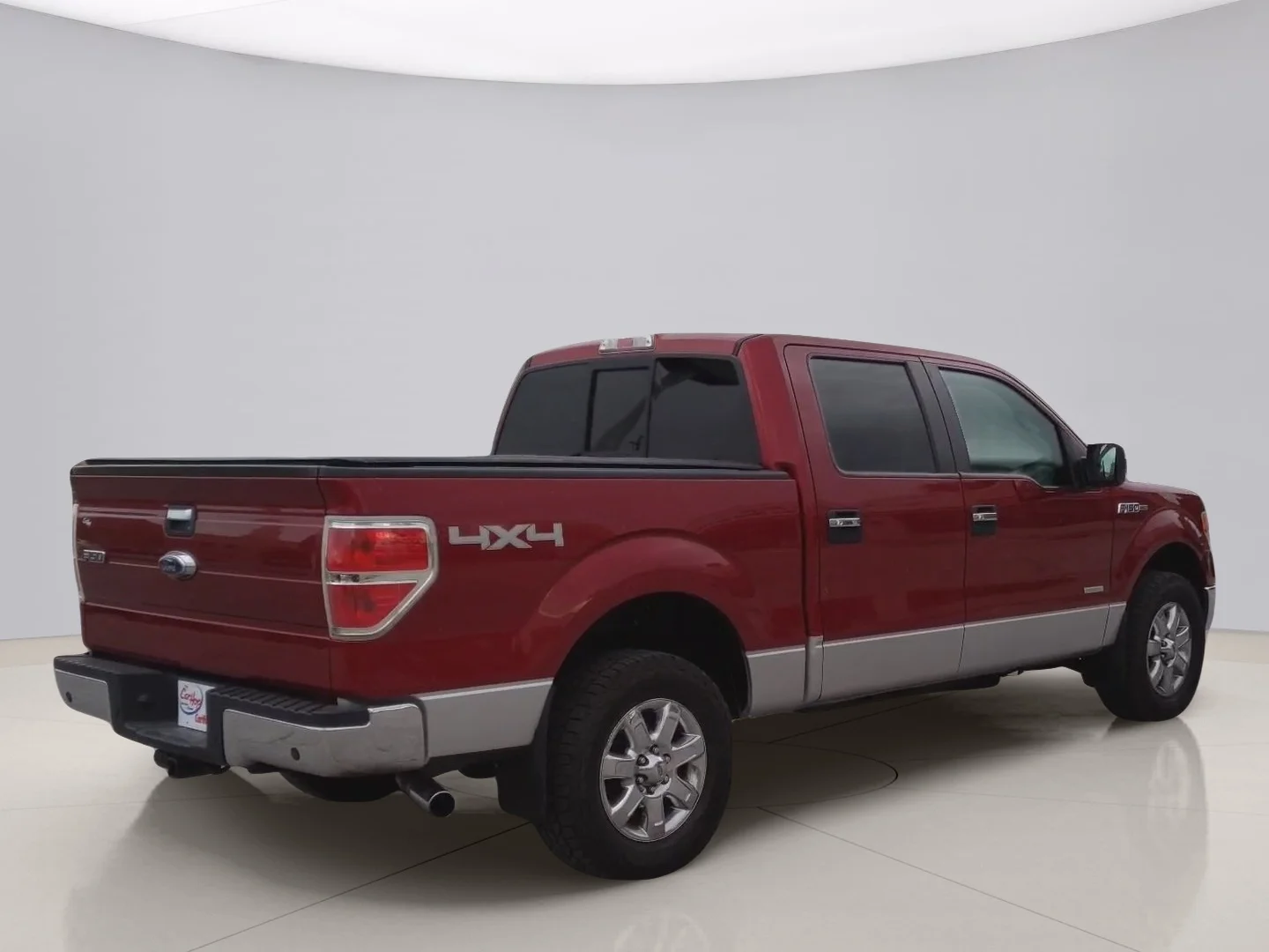 Used 2013 Red Ford XL image 5
