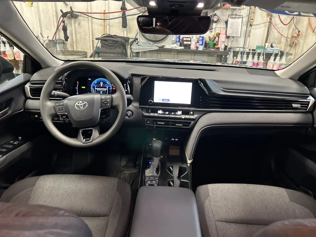Used 2025  Toyota LE image 17