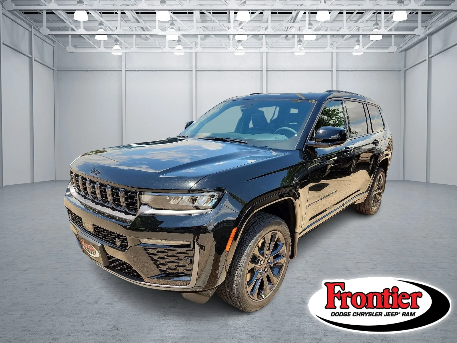 New 2026 Diamond Black Crystal Pearl-Coat  Paint Jeep L LIMITED RESERVE 4X4 image 1