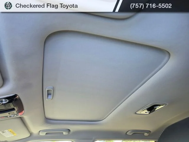 Used 2024 Gravity Gray Kia EX image 10