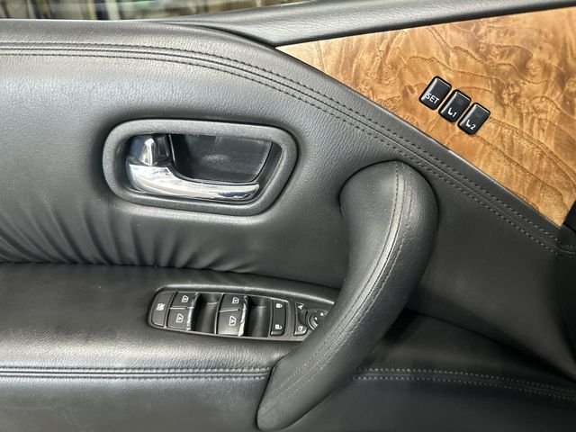 Used 2023 Silver Nissan SL image 19