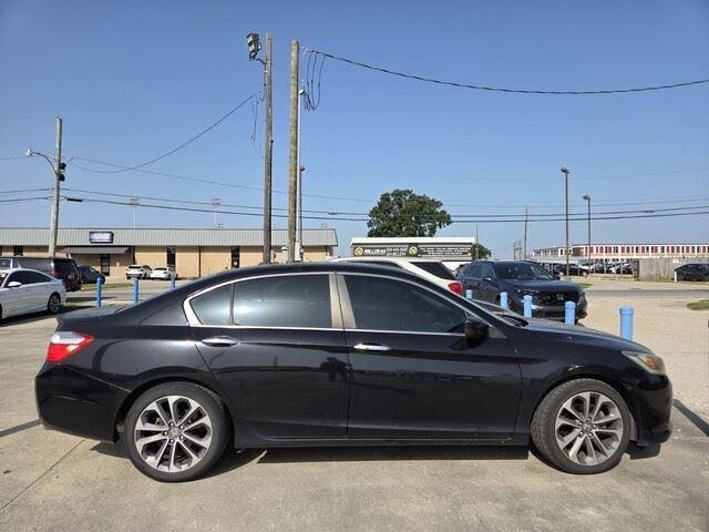 Used 2014 Crystal Black Pearl Honda Sport image 4