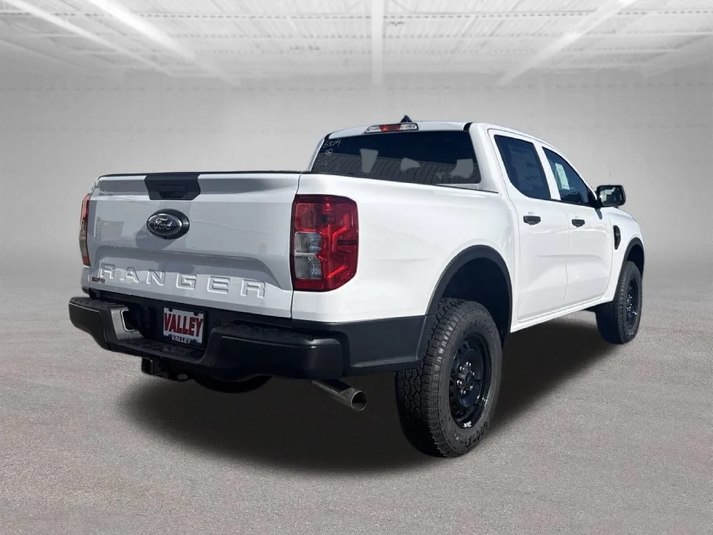 New 2026 Oxford White Ford XL image 8