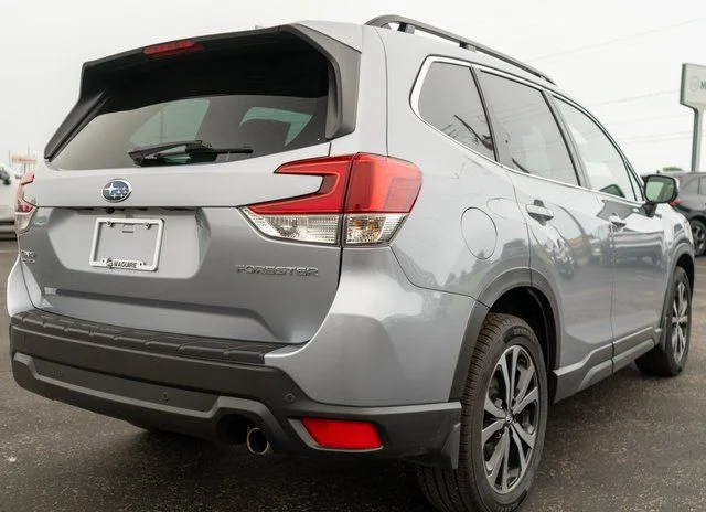 Used 2023 Silver Subaru Limited image 6