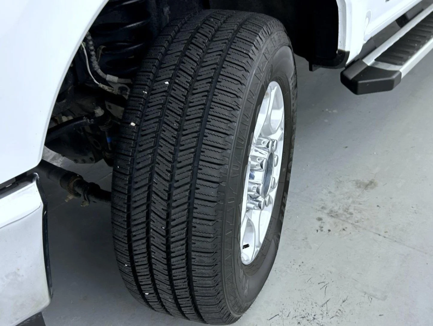 Used 2025 White Ford XLT image 24