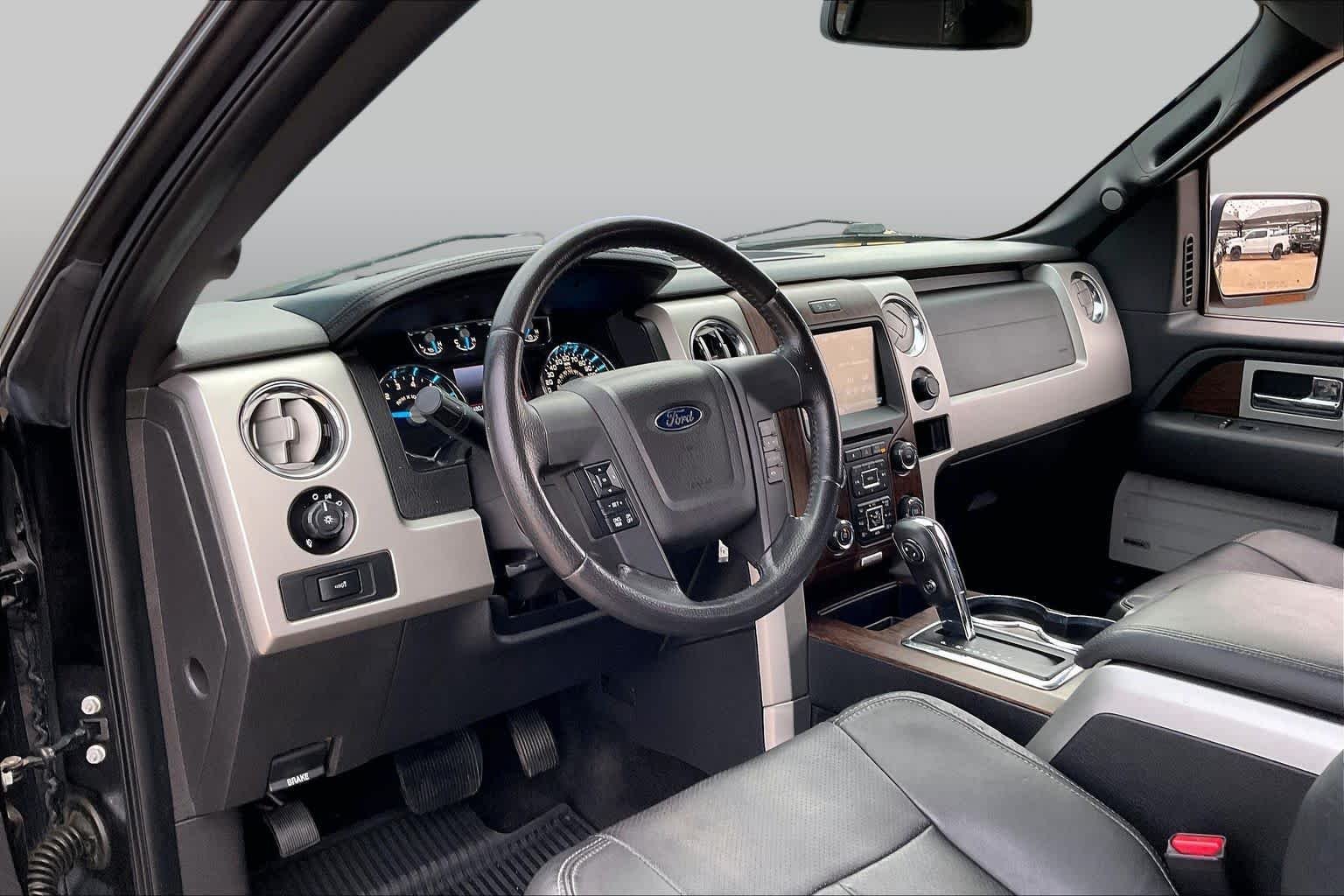 Used 2014 Tuxedo Black Metallic Ford Lariat image 18