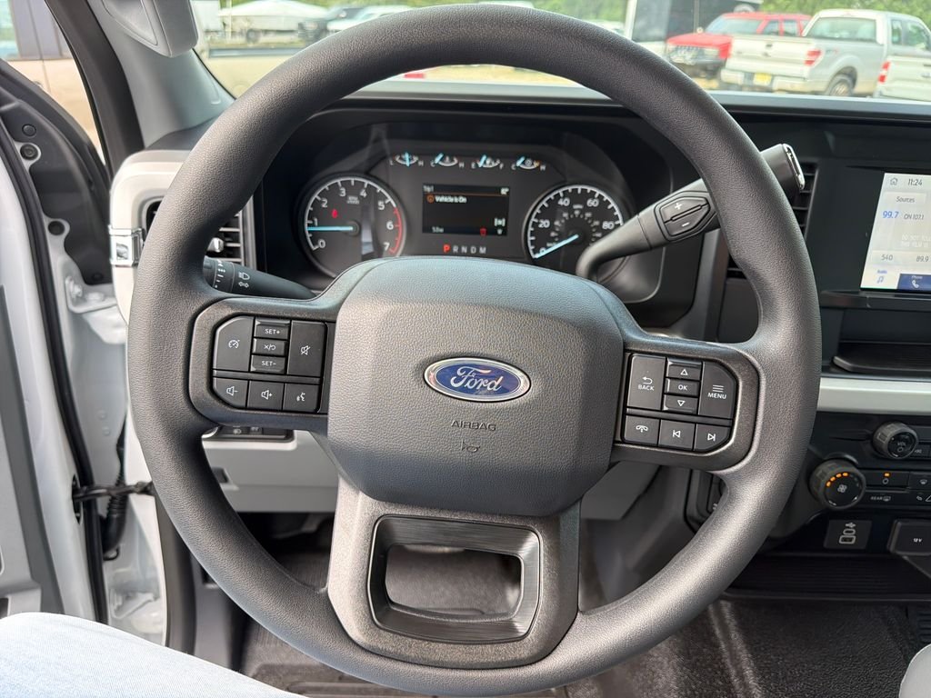 New 2026 Oxford White Ford F-350® XL image 22