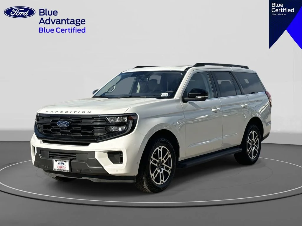 2025 Ford Expedition Active 4x4's photo
