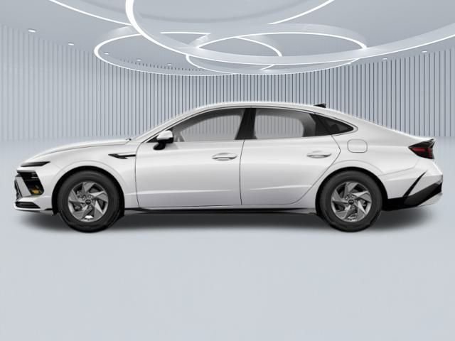 New 2026 White Hyundai SE image 2