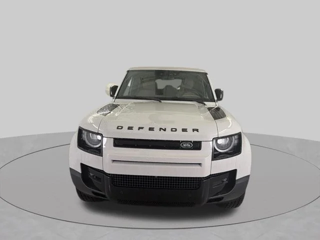 New 2026 Borasco Gray Metallic Land Rover S image 2