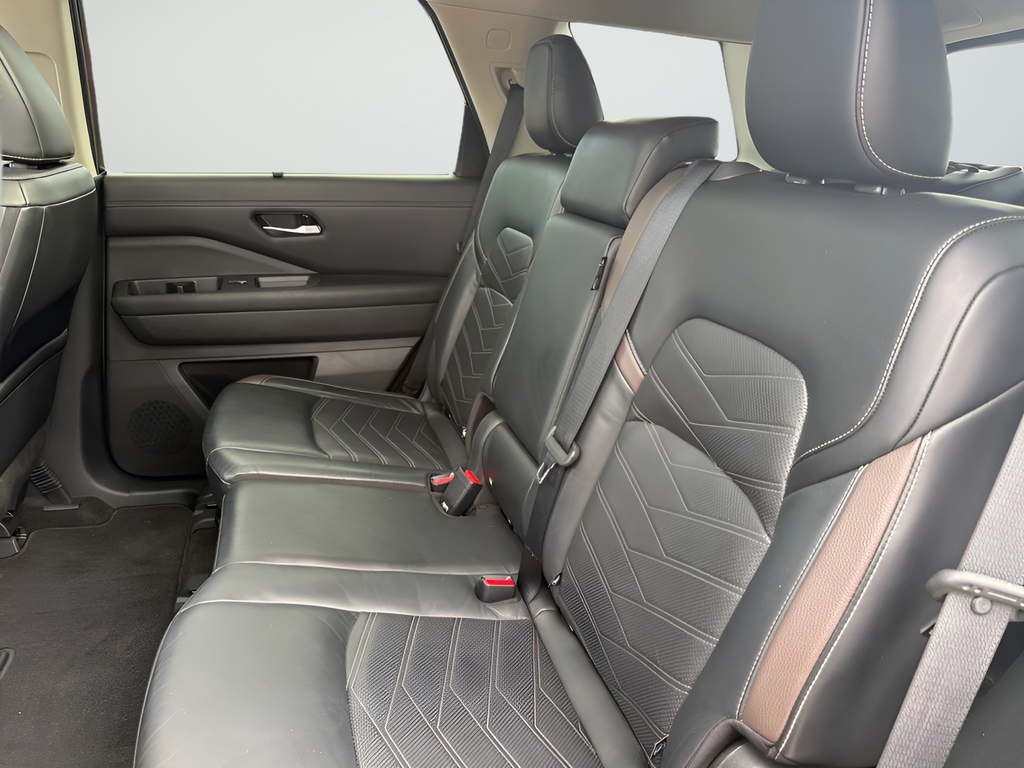Certified Used 2023 Beige Nissan Platinum image 25
