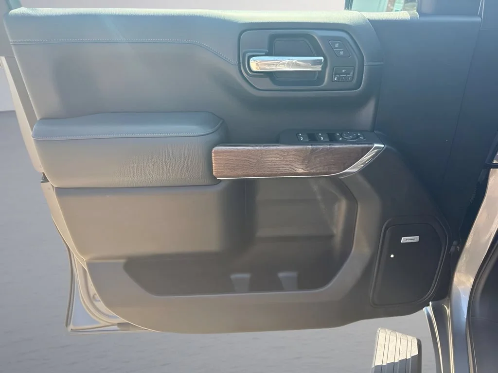 Used 2021 SATIN STEEL METALLIC GMC Denali image 31